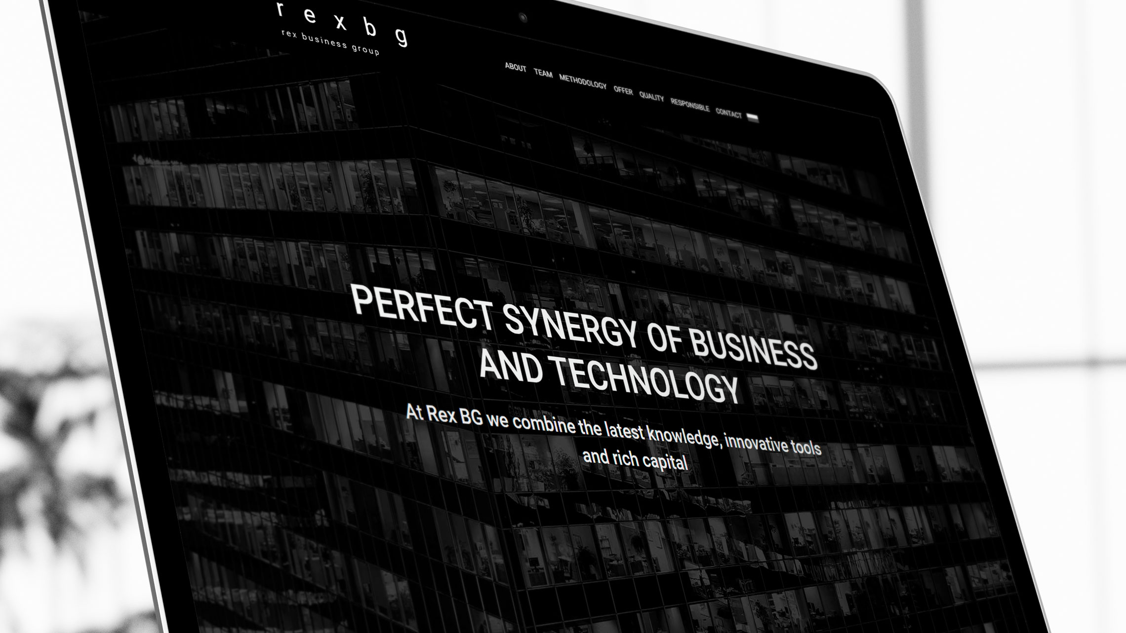 Główny ekran strony internetowej Rex BG