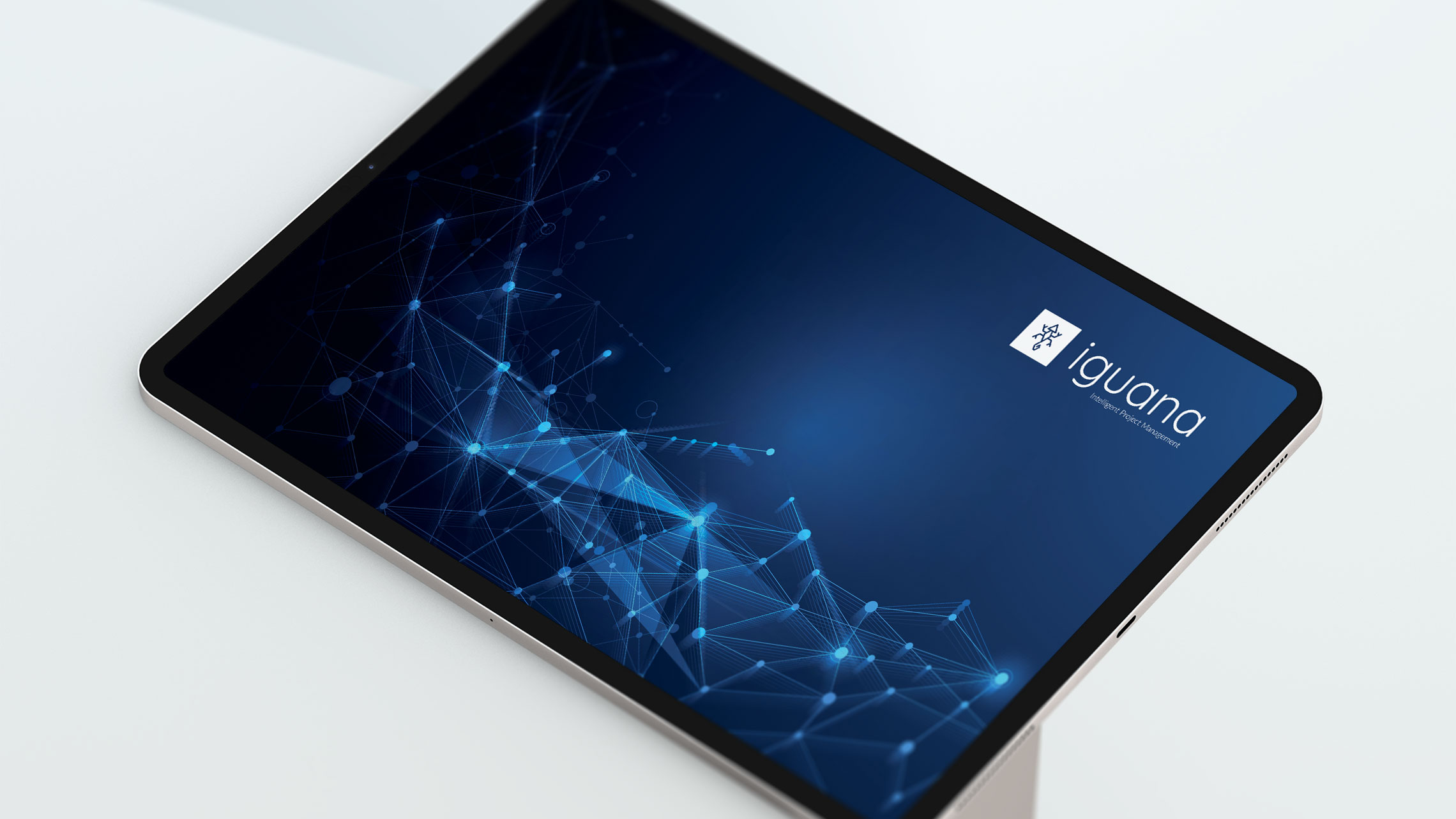 Slajd tytułowy na&nbsp;prezentacji multimedialnej Iguana