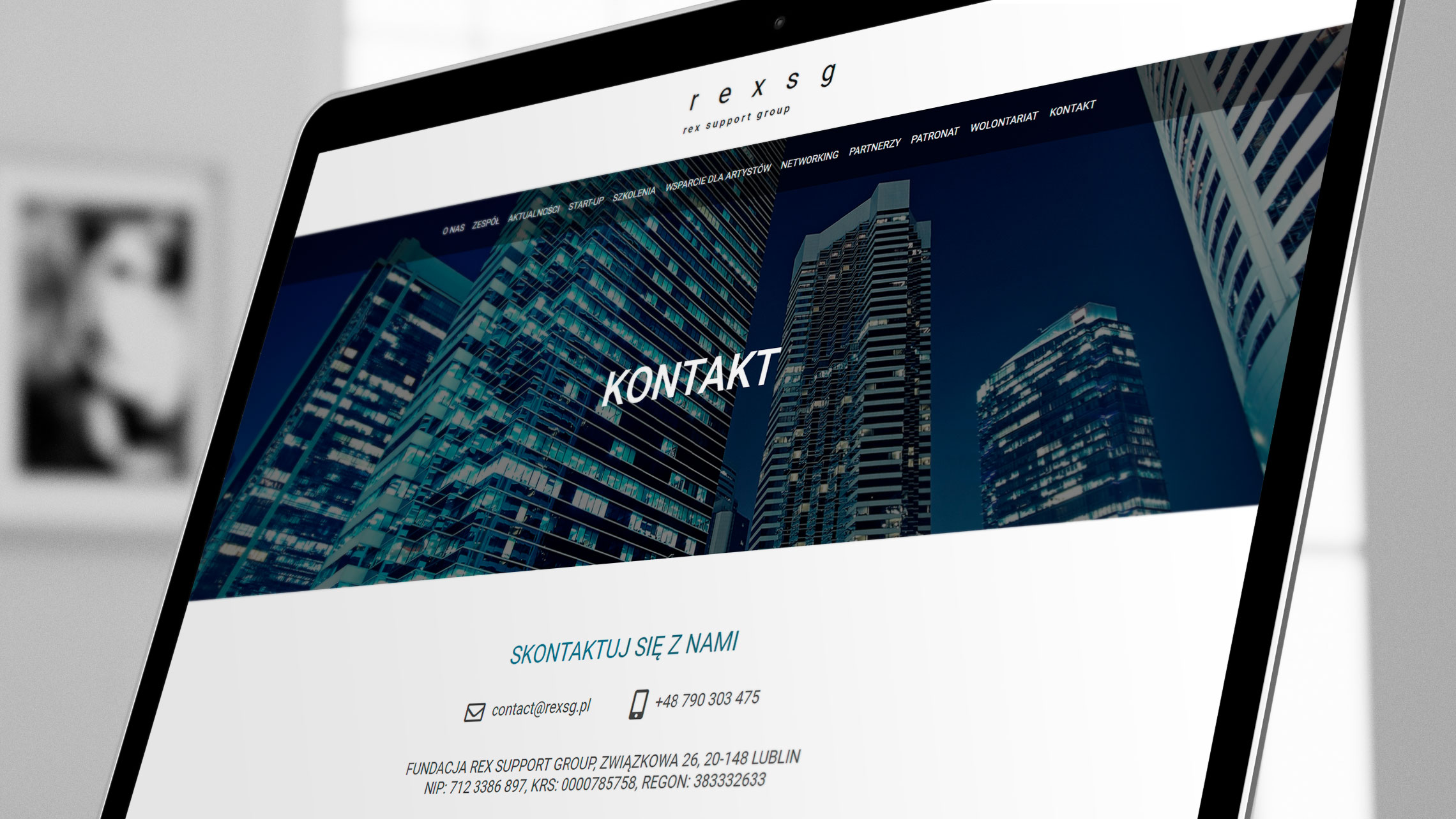 Sekcja kontakt na&nbsp;stronie internetowej fundacji Rex SG